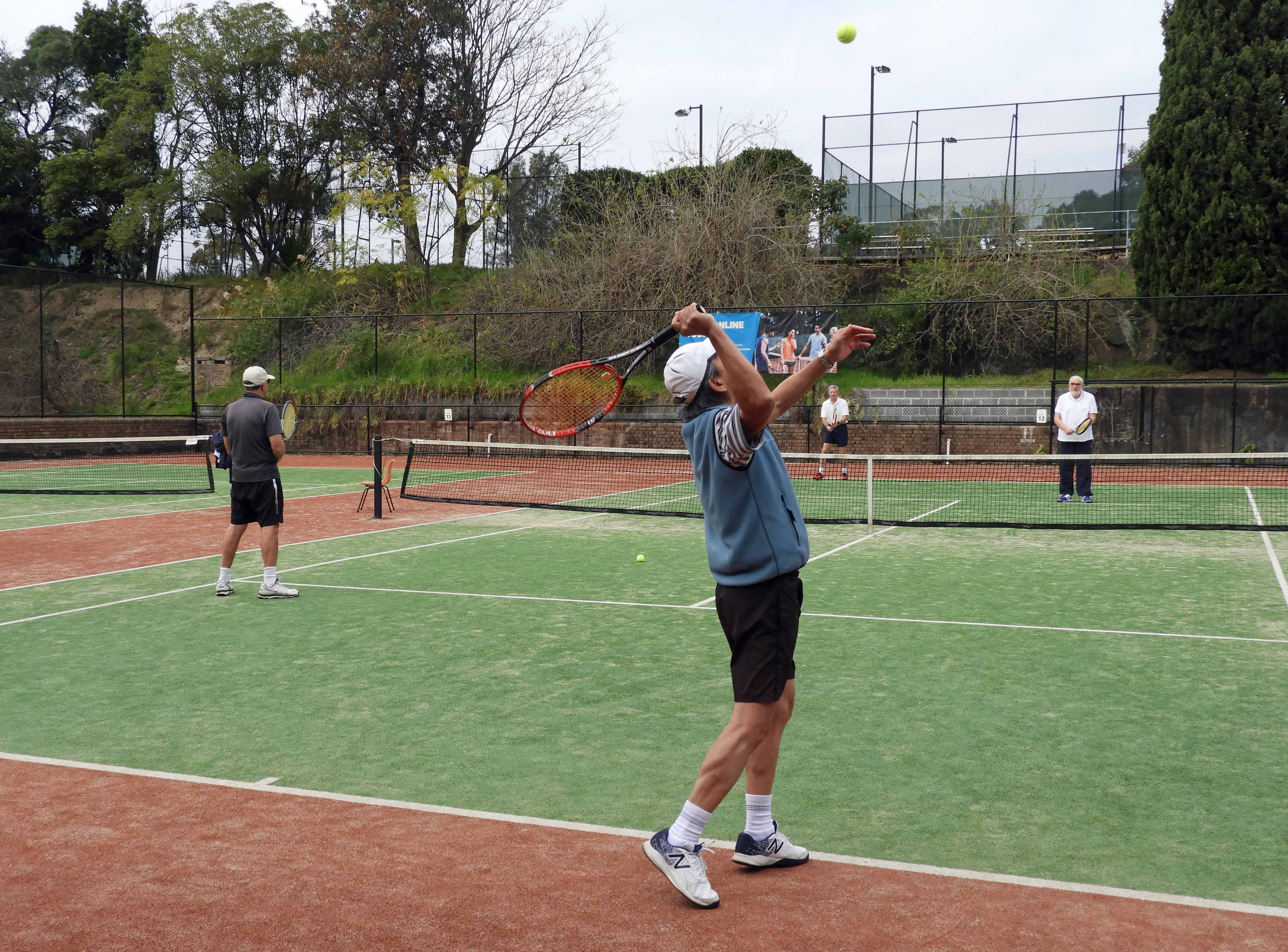 playing bowls 2